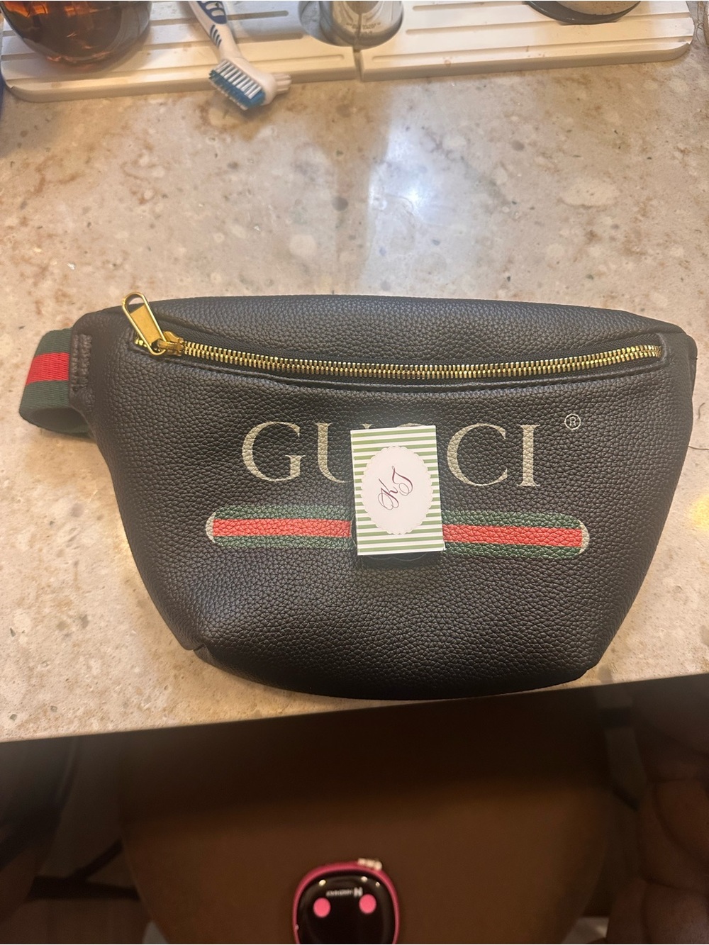 FASHION Black Leather Logo Waist Bag with Red-Green Stripe